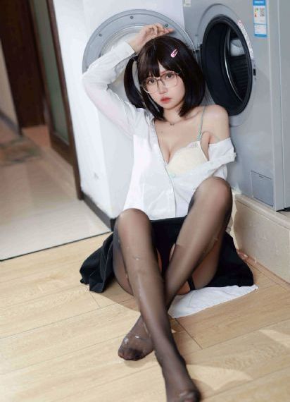 美女被男人扒开腿猛电视_1080P免费观看视频